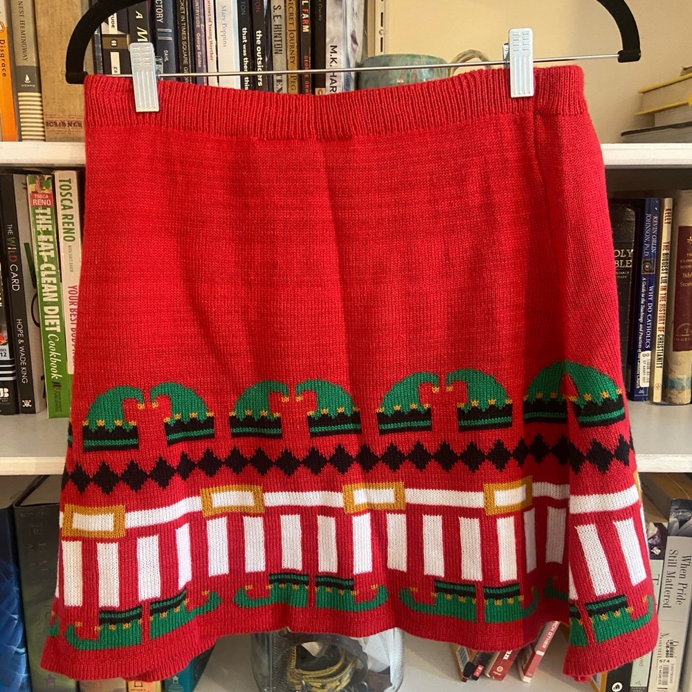 Elf Knit Mini Skirt Size Large